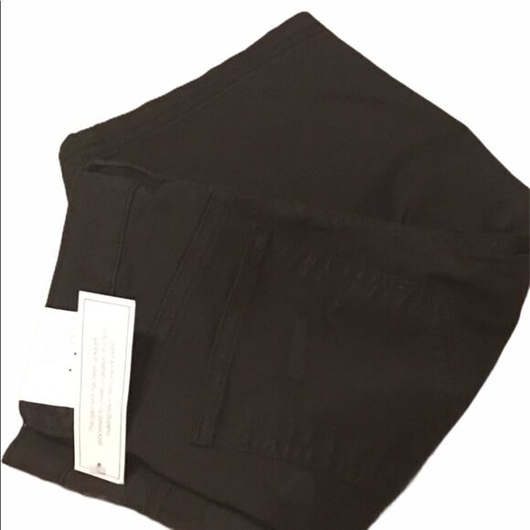 Time and Tru Black Shorts Size 4 NWT - Picture 3 of 9
